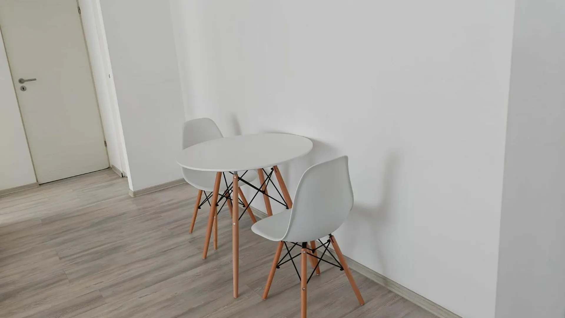 Yellow Apartment In 부쿠레슈티 루마니아